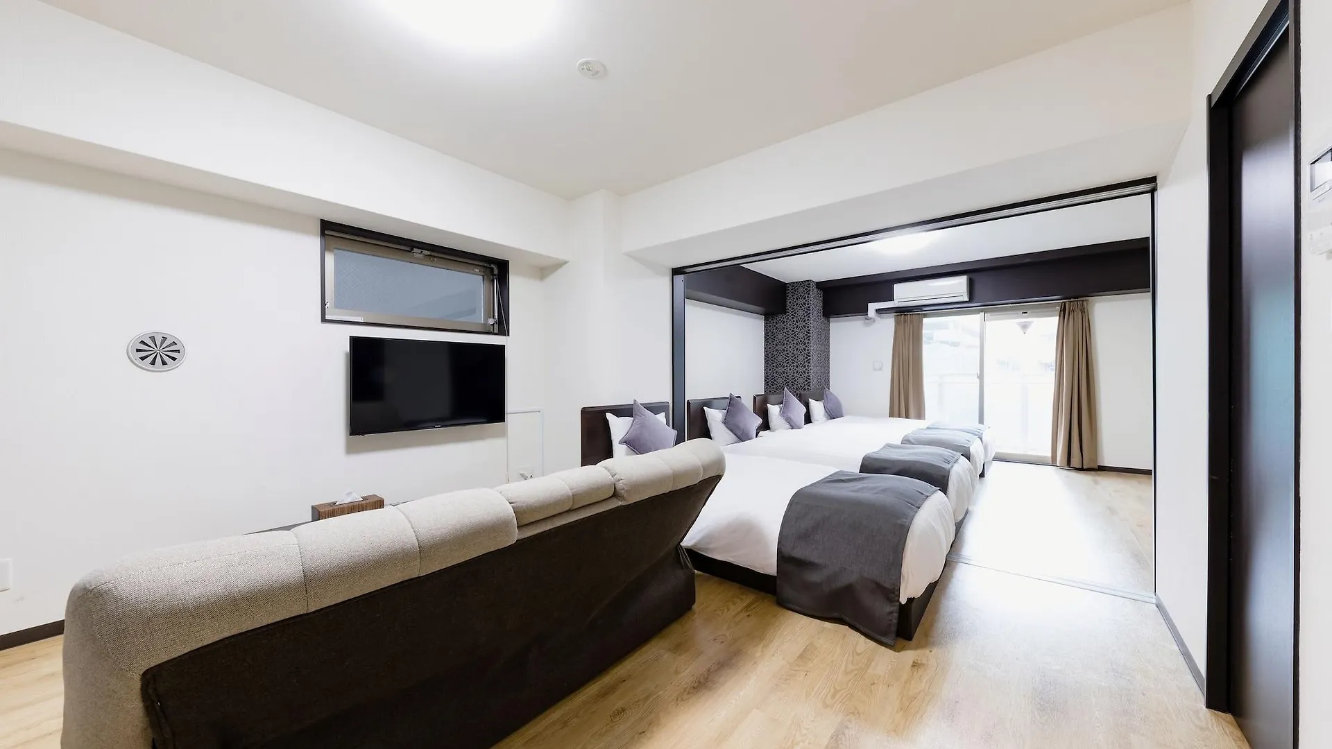 Takuto Stay Sakaisuji-Hommachi Osaka Aparthotel
