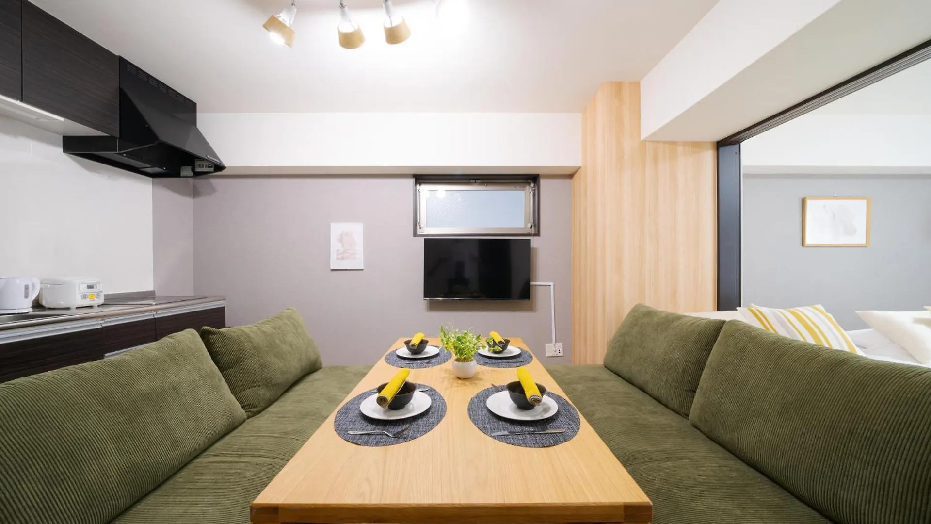 Takuto Stay Sakaisuji-Hommachi Osaka Japan